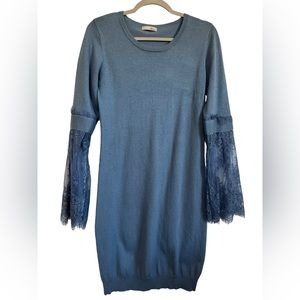 RELISH Blue Knit Long Sleeve Lace Detail Size Large